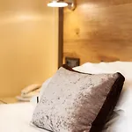 Hotel Augustus 3*