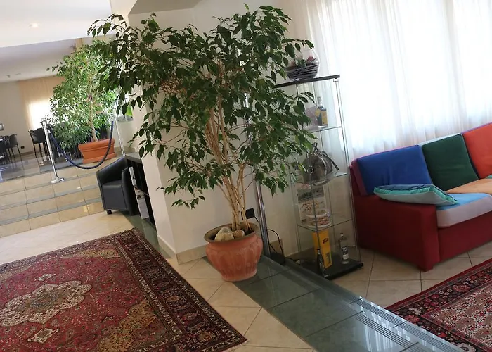 Augustus Hotel Biella